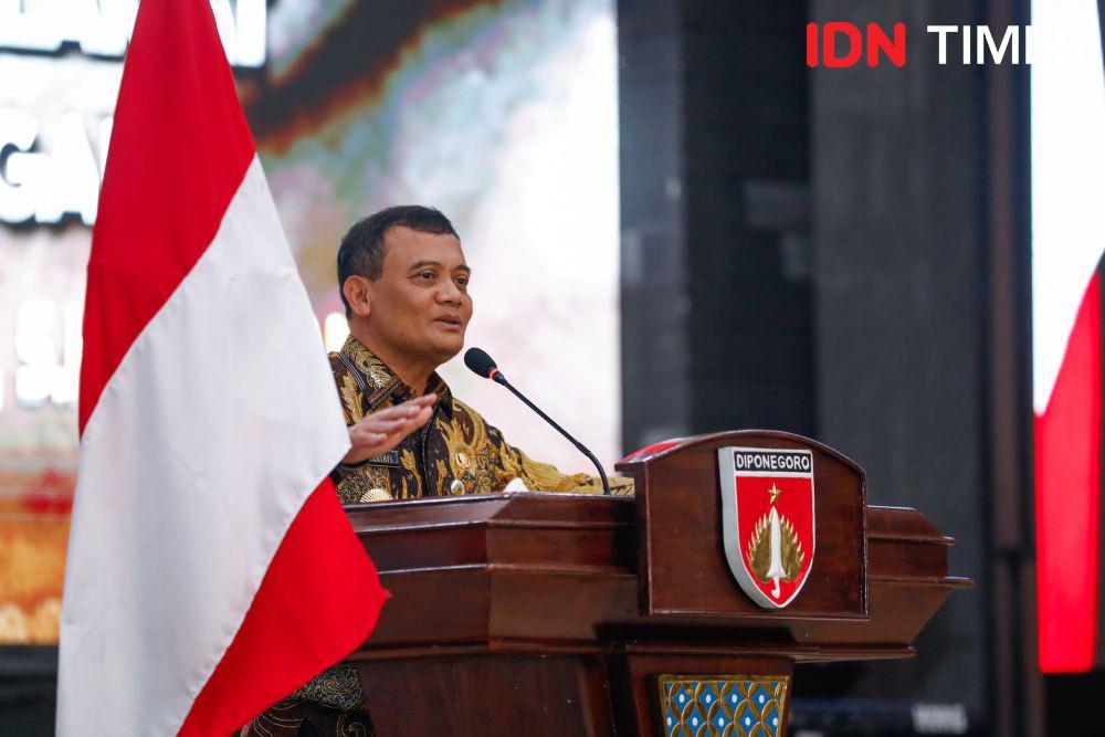 Gubernur Ahmad Luthfi Pamer Kartu Zilenial di Jateng, Ini Fungsinya