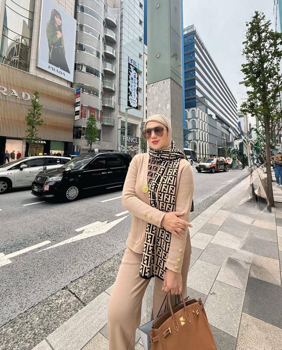 potret Marini Zumarnis (instagram.com/marinizumarnisreal)
