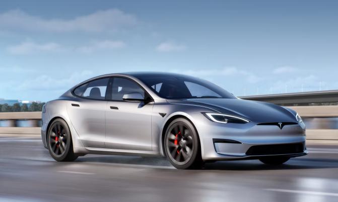 Tesla Digugat Ribuan Konsumen di Australia, Ternyata Ini Penyebabnya!