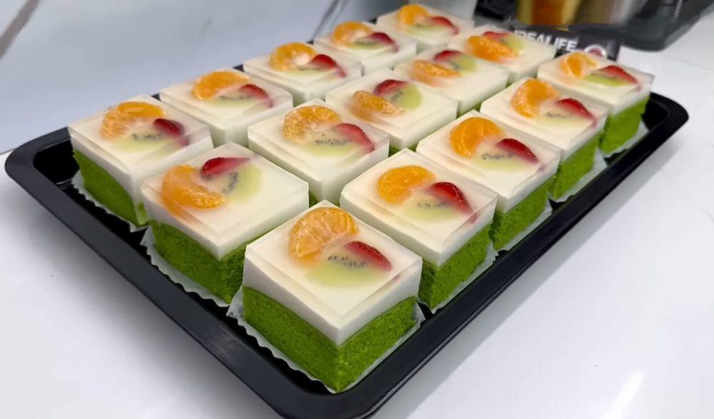 Resep Puding Cake Buah Lapis yang Lembut dan Menggoda Selera
