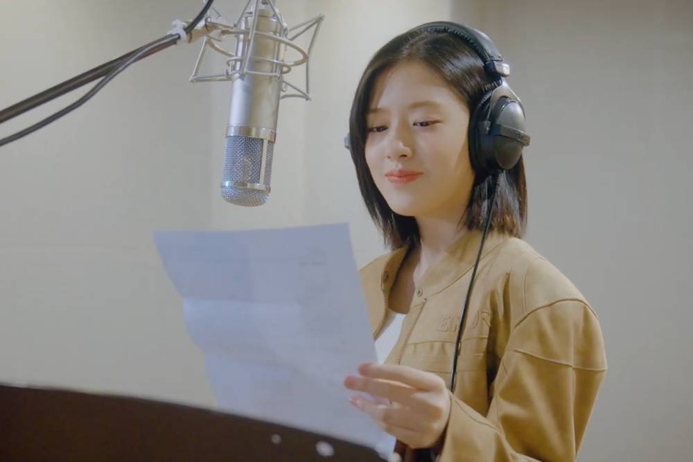 Yujin IVE di teaser Sunny Day (youtube.com/Stone Music Entertainment)