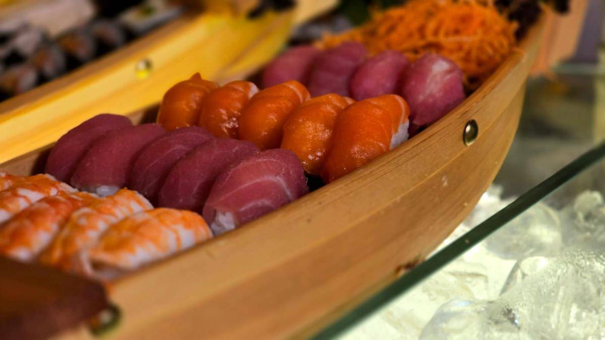 sushi mangkuluhur artotel suites.jpg