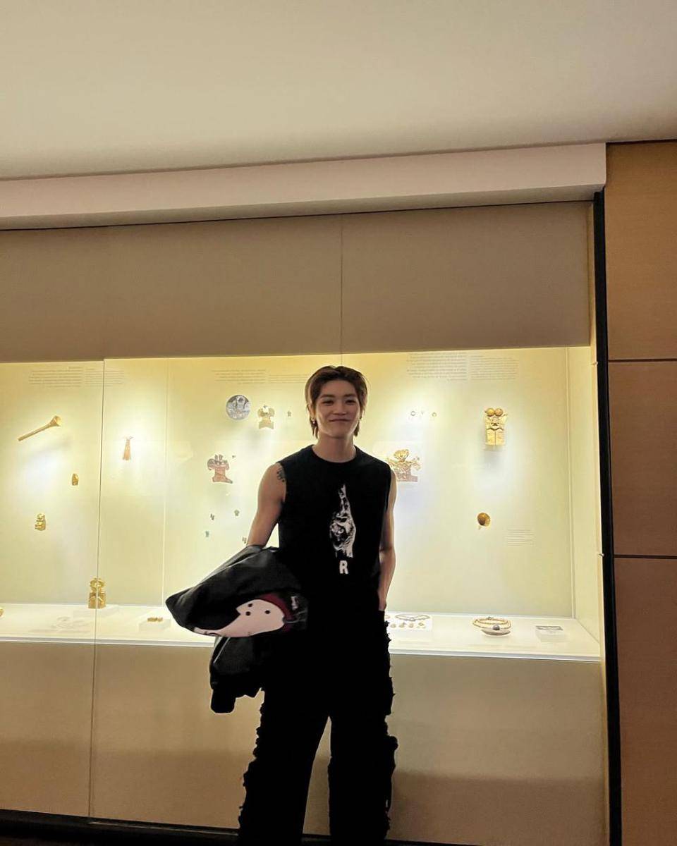 referensi daily wear ala Taeyong NCT (instagram.com/taeoxo_nct)