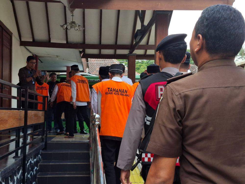 Para terdakwa pabrik narkoba di Kota Malang. (IDN Times/Rizal Adhi Pratama)