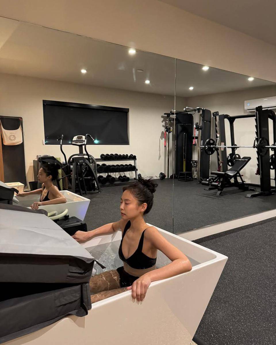 potret persiapan Jennie untuk Coachella 2025 (instagram.com/jennierubyjane)