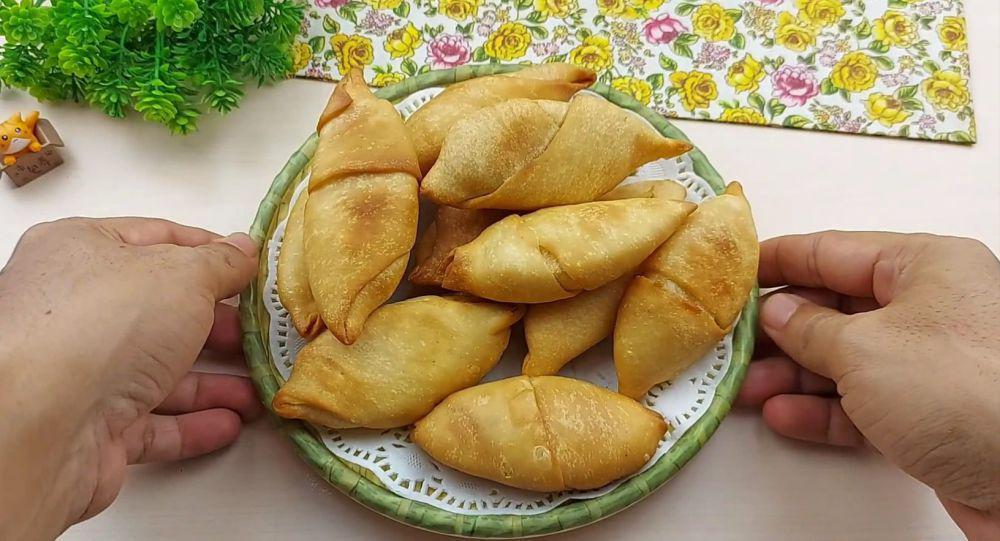Resep Pisang Molen Crispy, Camilan Enak yang Wajib Dicoba!