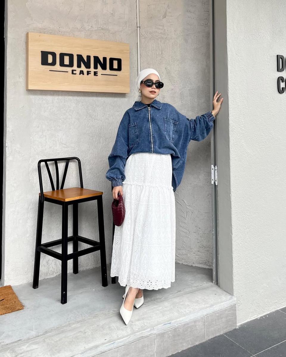 potret ide OOTD elegan dan berkelas ala Dayah Huzaifah (instagram.com/dayahuzaifah)