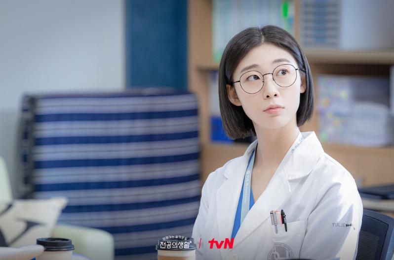 Han Ye Ji di drama Resident Playbook (Dok. tvN/Resident Playbook)