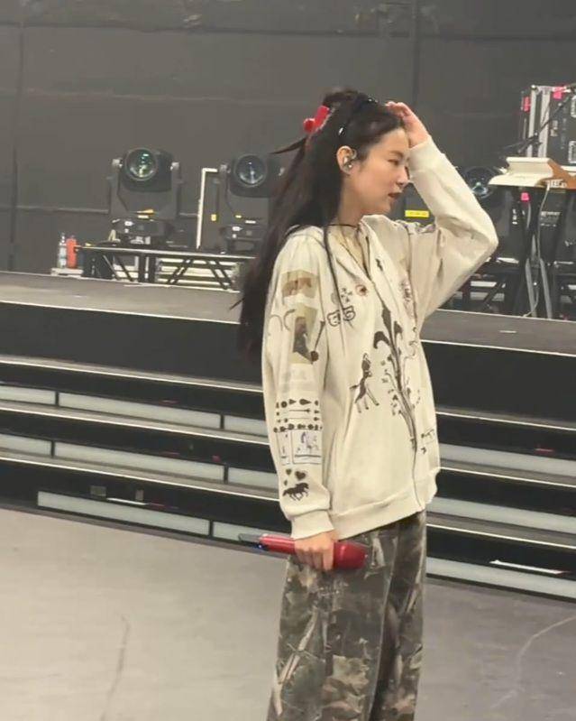 potret persiapan Jennie untuk Coachella 2025 (instagram.com/jennierubyjane)