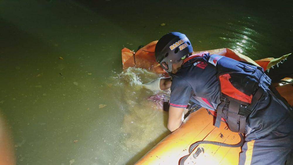 Kakek Suparin sebelumnya dilaporkan melompat ke aliran Sungai Ampal pada Jumat (11/4/2025) malam. (Dok. Kantor SAR Balikpapan)