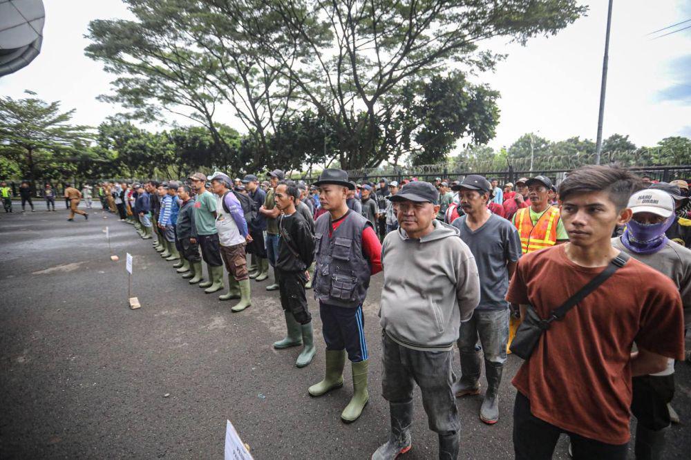 4.600 Warga Bandung Dipekerjakan pada Program Padat Karya