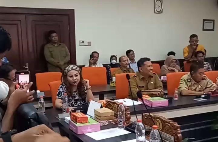 Tak Punya NIB, UD Sentoso Seal Diduga Juga Tahan 31 Ijazah Karyawan