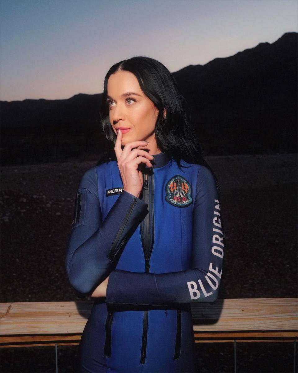 Katy Perry ke luar angkasa (instagram.com/katyperry)