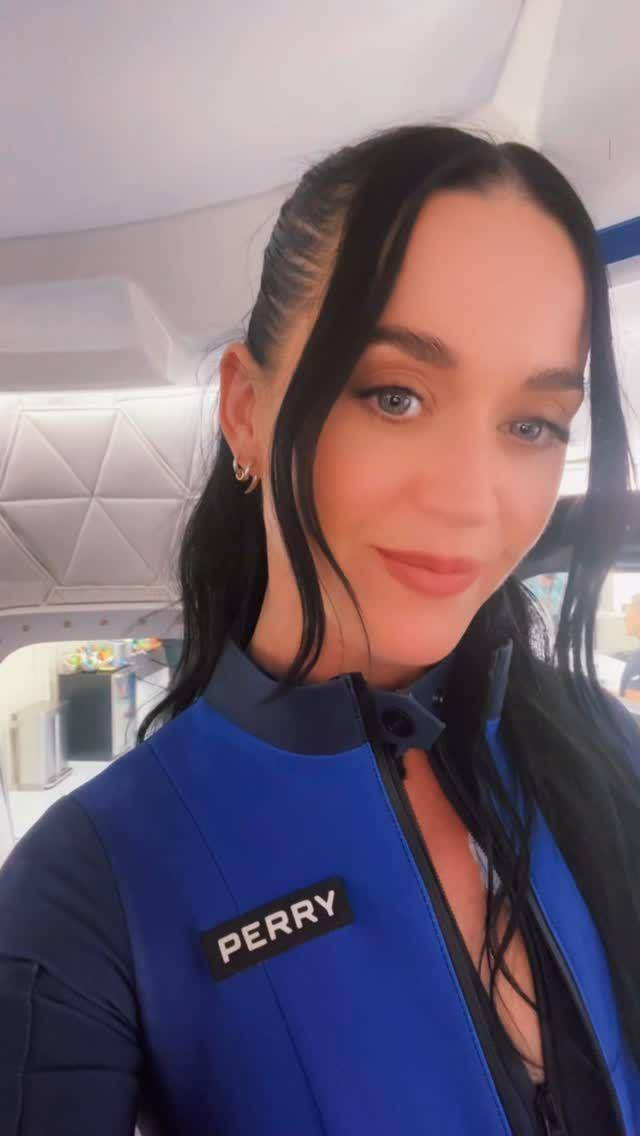 Katy Perry ke luar angkasa (instagram.com/katyperry)