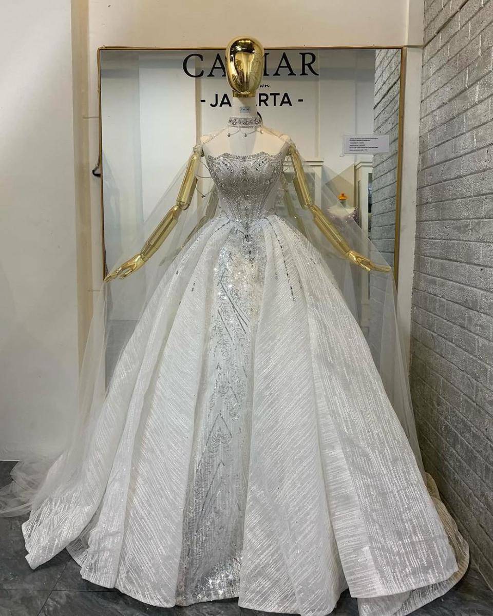 Caviar Rent Gown (instagram.com/caviar_rent_gown_jakarta)