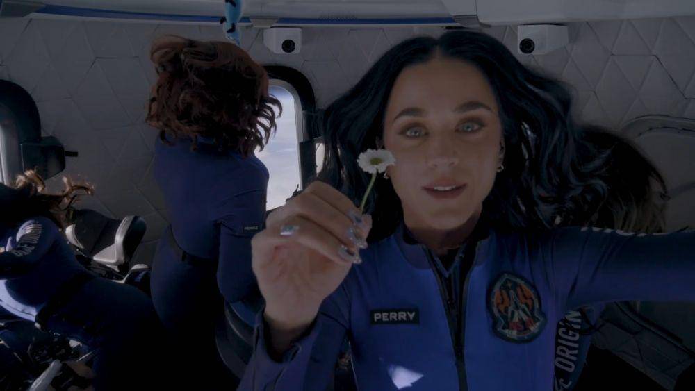 Katy Perry ke luar angkasa (x.com/blueorigin)