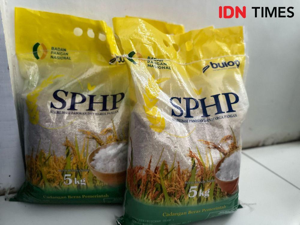 Ilustrasi beras SPHP. (IDN Times/Teri)