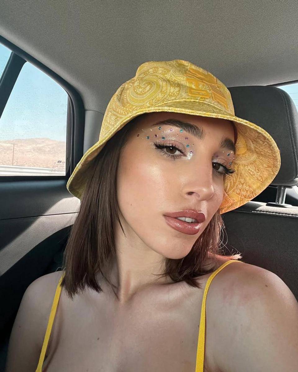 ide makeup look untuk nonton Coachella (instagram.com/ginevramavilla)