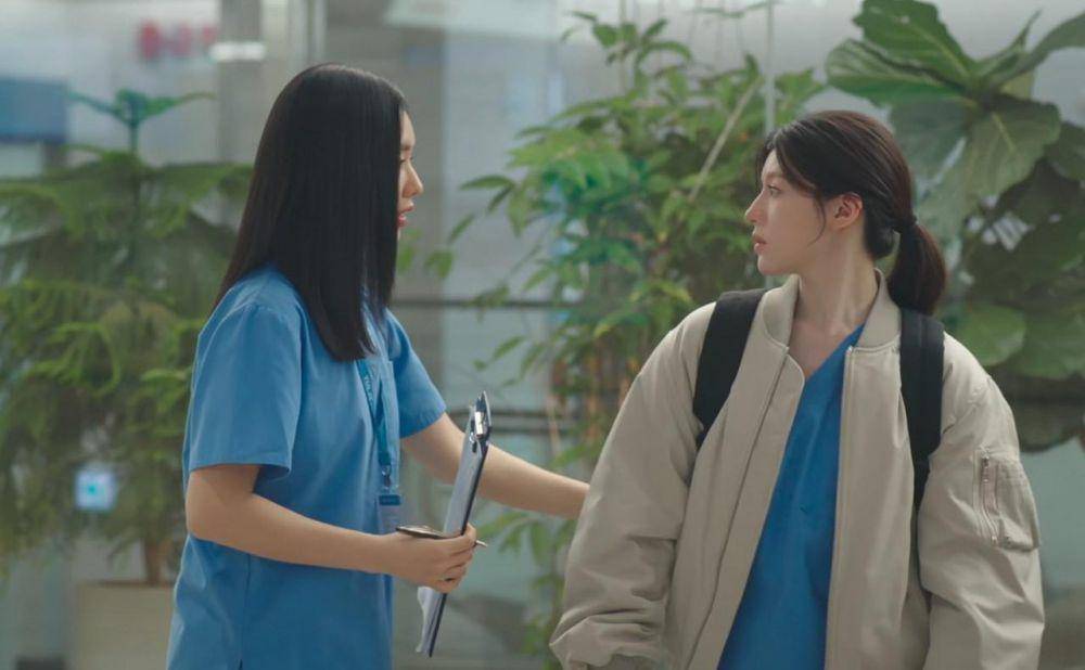 Cuplikan drama Korea Resident Playbook (dok. tvN/Resident Playbook)