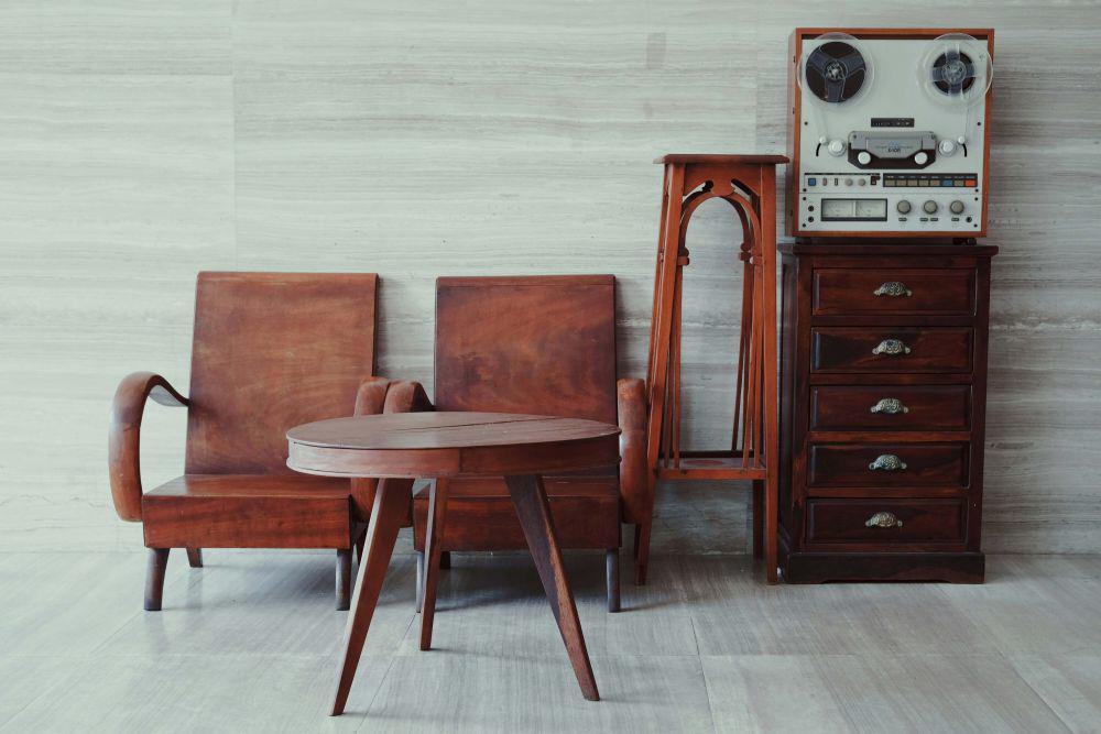 7 Tips Ampuh untuk Membersihkan Furnitur Kayu dengan Benar