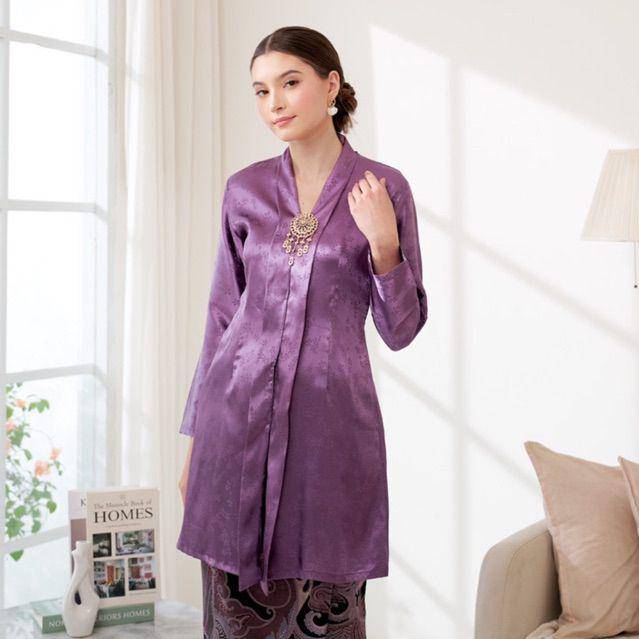 model kebaya kartini panjang (shopee.co.id/ribzicon)