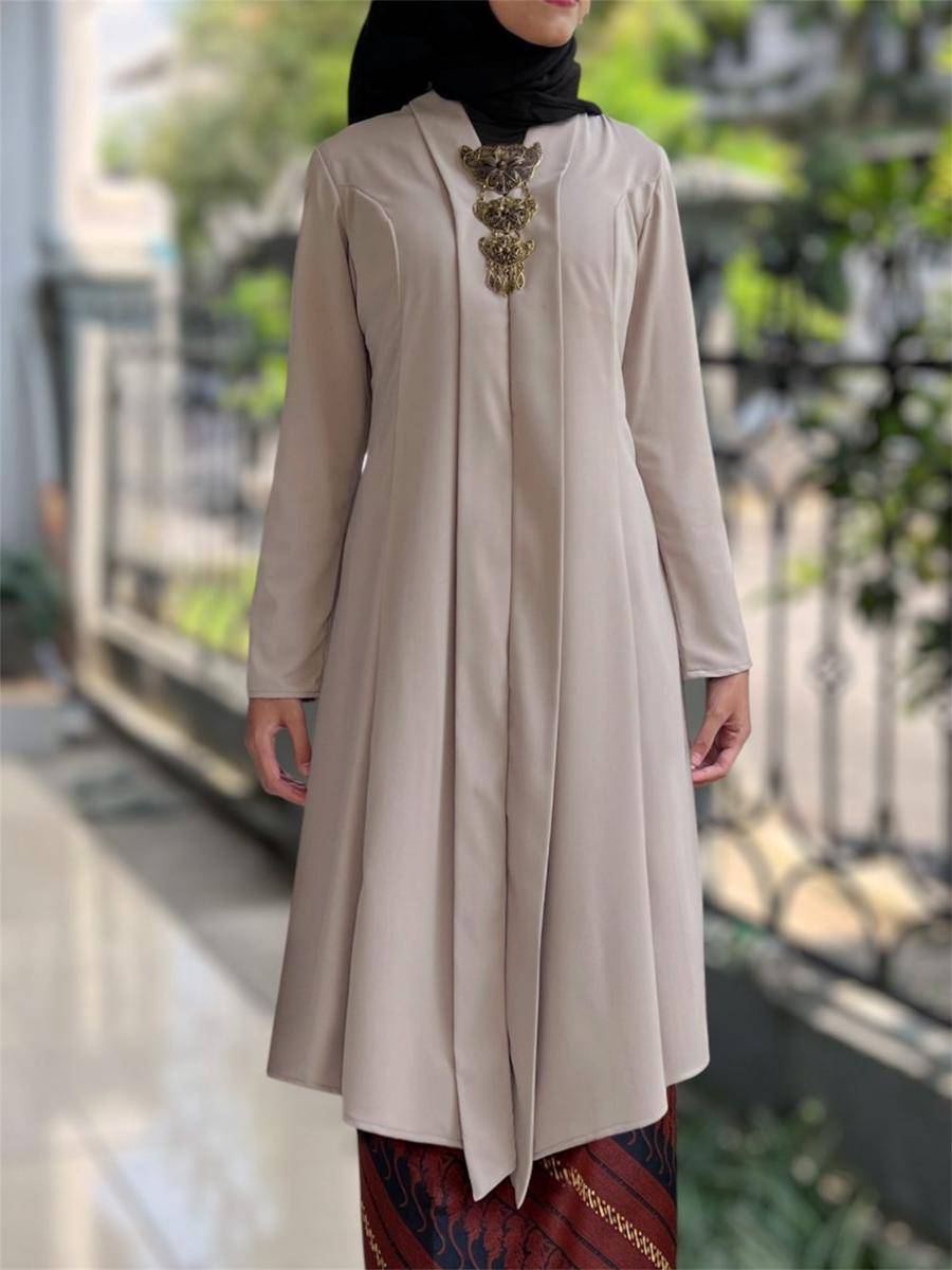 model kebaya kartini panjang (shopee.co.id/ABE by Abe)