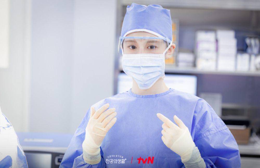 Still cut Resident Playbook (dok.tvN/Resident Playbook)