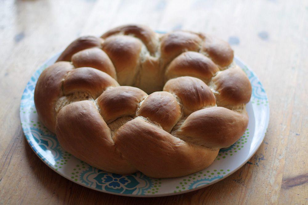 ilustrasi roti Paskah (commons.wikimedia.org/Suzette)