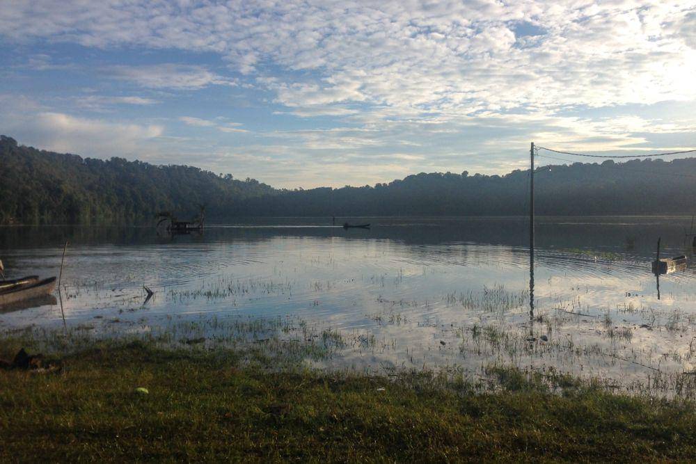 suasana pagi di Danau Tamblingan (dok.pribadi/Natalia Indah)