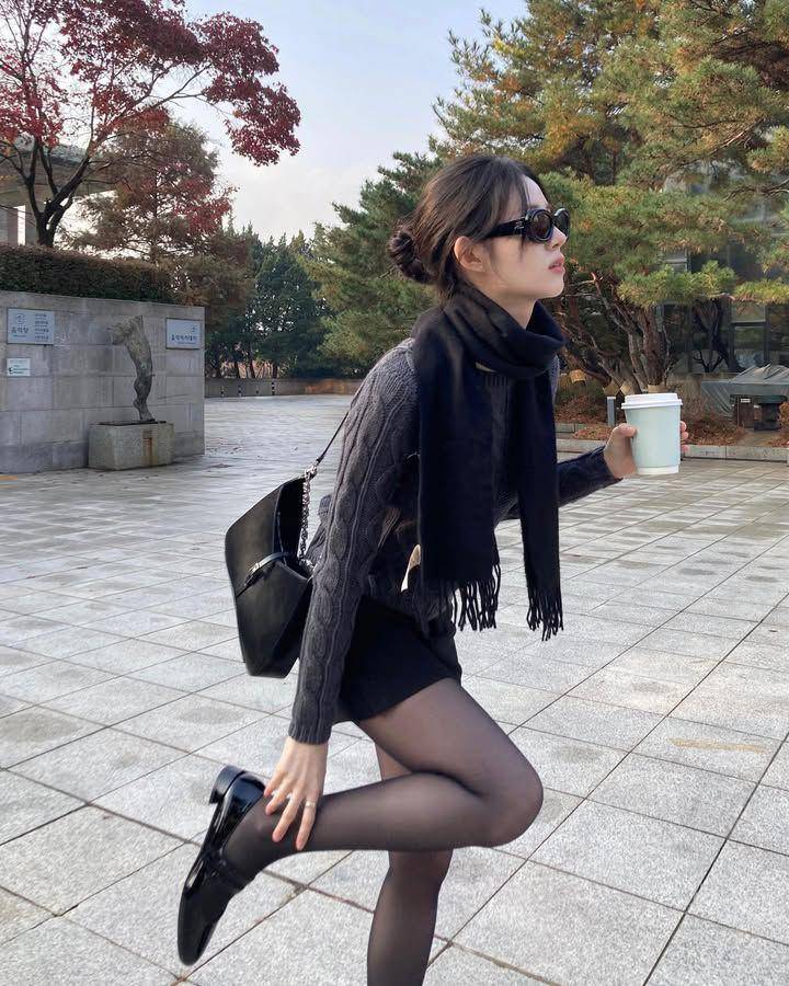 inspirasi OOTD Shin Si Ah (instagram.com/shinsiaa__)