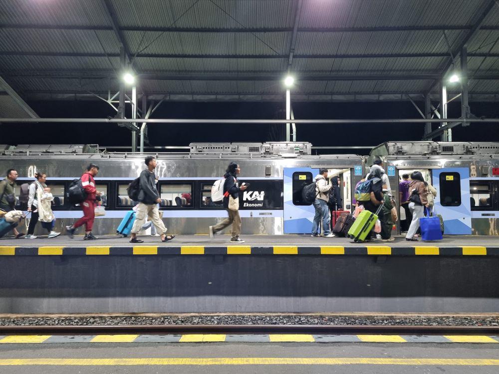 Libur Paskah, KAI Daop 6 Jalankan KA Tambahan di Jogja Solo