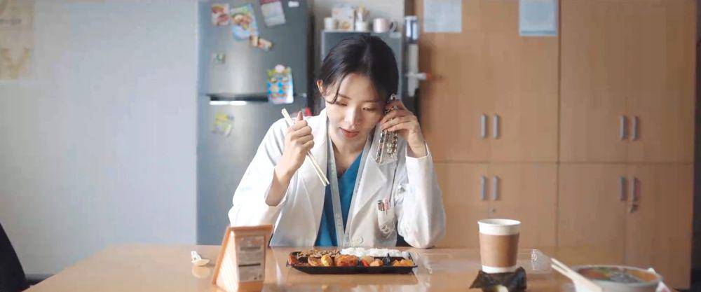 Cuplikan drama Resident Playbook (dok. tvN/Resident Playbook)