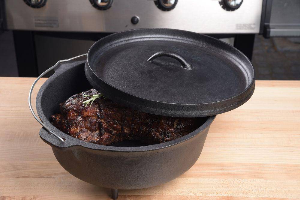 Ilustrasi memasak dengan panci cast iron (pixabay.com/OrderSantos)