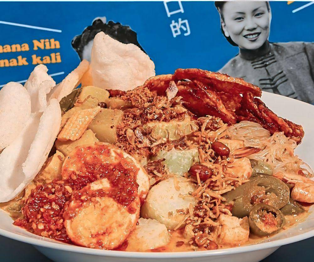 potret hidangan lontong di Kongkow Coffee (instagram.com/kongkow.jkt)