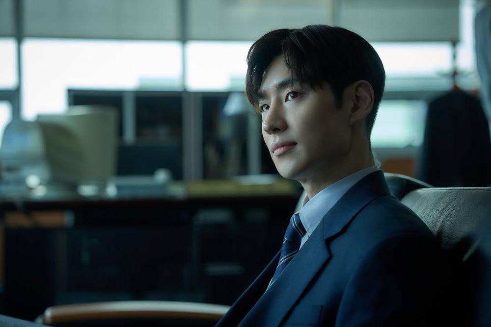 Fakta Peran Lee Je Hoon di Film Big Deal, Jadi Jagoan Perusahaan!