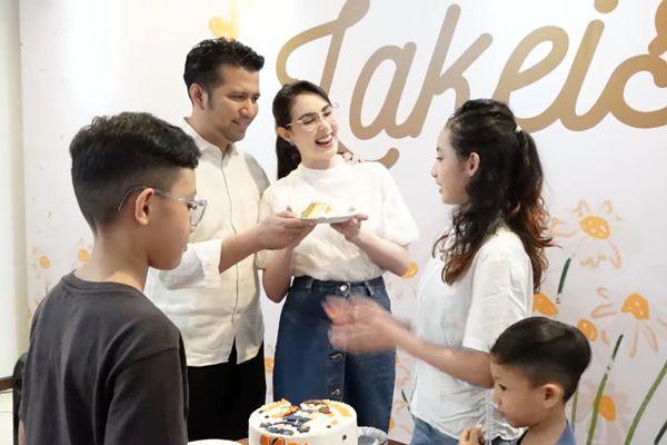 Potret Ultah Ke-11 Keisha Anak Arumi Bachsin, Digelar Sederhana