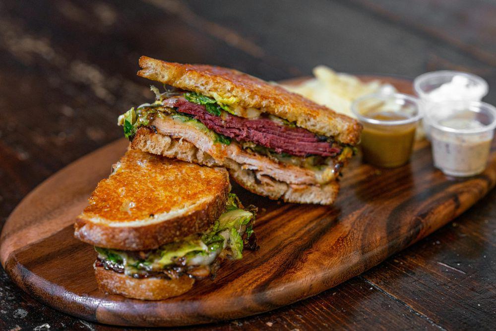 5 Tempat Makan Sandwich Terenak di Jogja, Ala Kuba hingga India