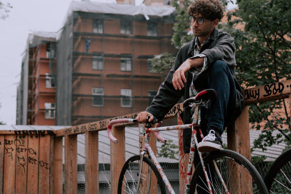 5 Perbedaan Fixie dan Roadbike, Mana yang Cocok untuk Kamu?