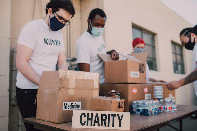 ilustrasi komunitas volunteering (pexels.com/RDNE Stock project)