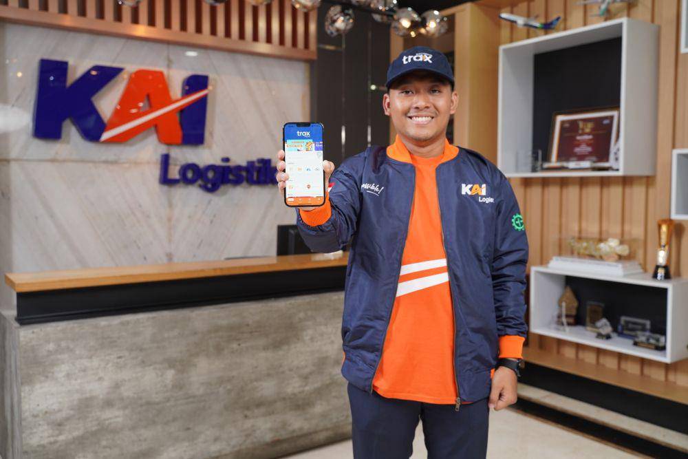 Layanan pengiriman barang dengan kereta. (dok. KAI Logistik)