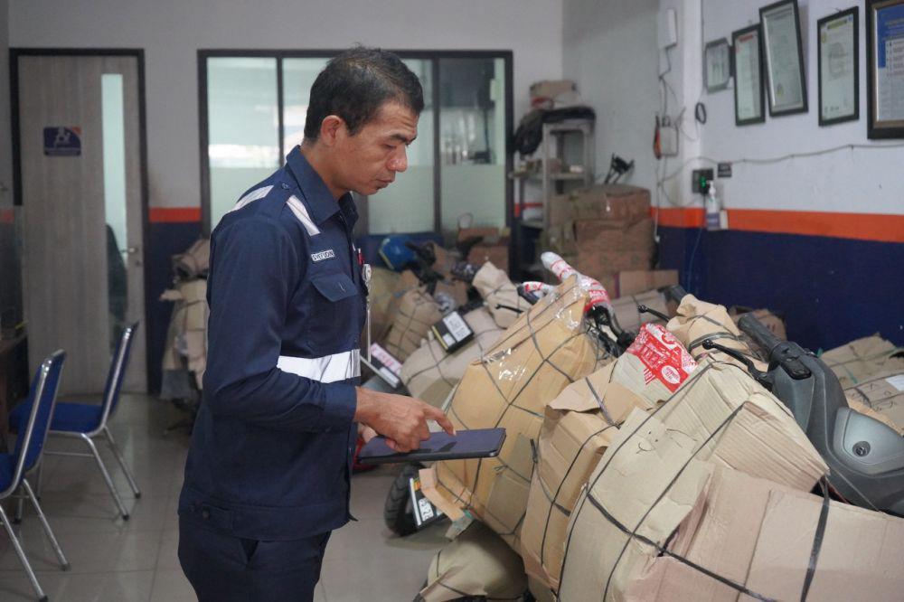Pengiriman sepeda motor KAI Logistik. (dok. KAI Logistik)