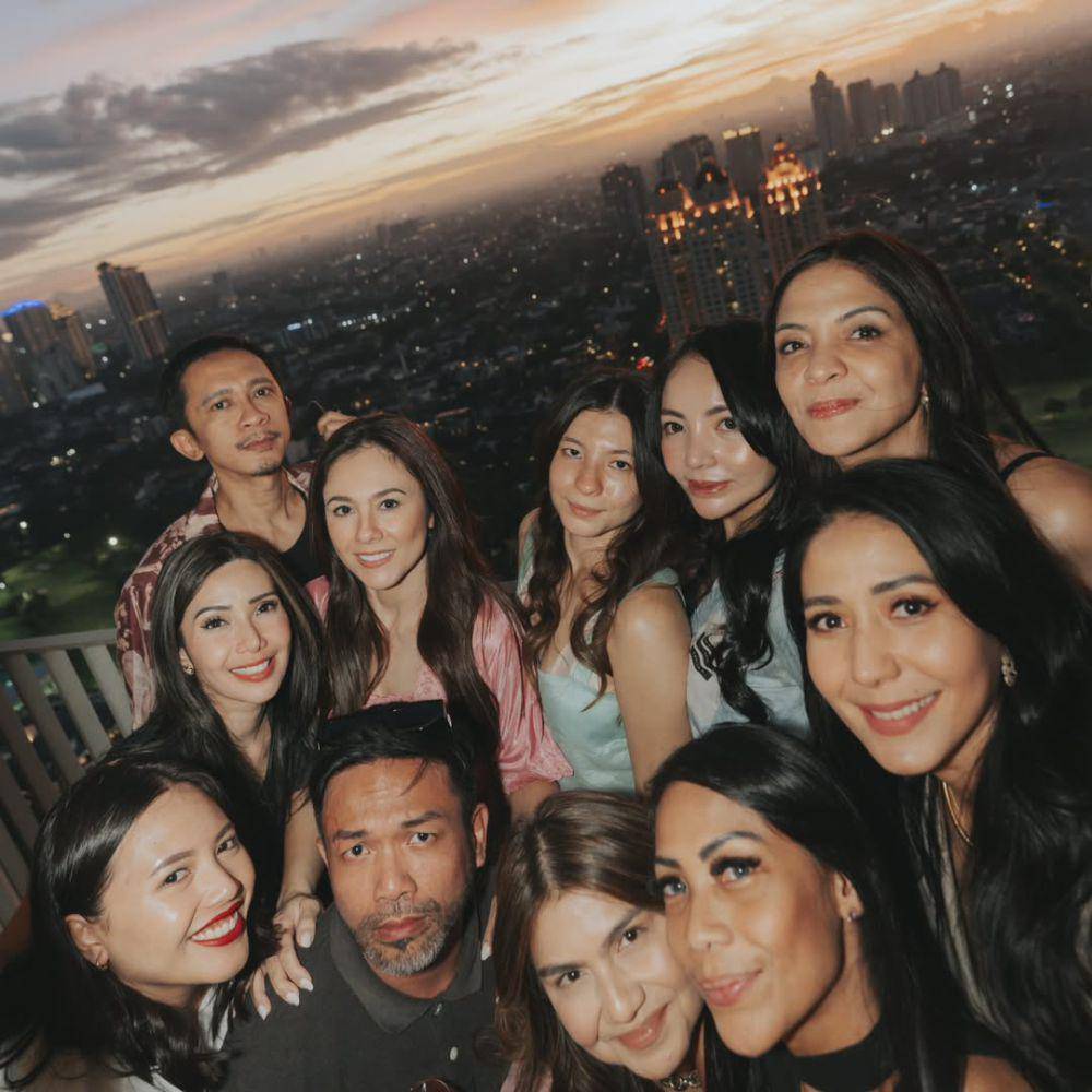 potret ulang tahun ke-44 Wulan Guritno (instagram.com/wulanguritno)