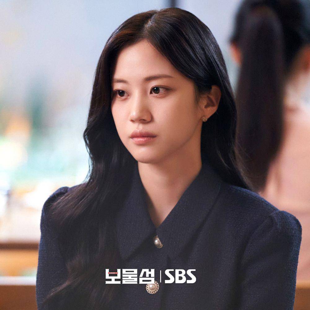 Still cut drama Korea Buried Hearts (Instagram.com/sbsdrama.official)