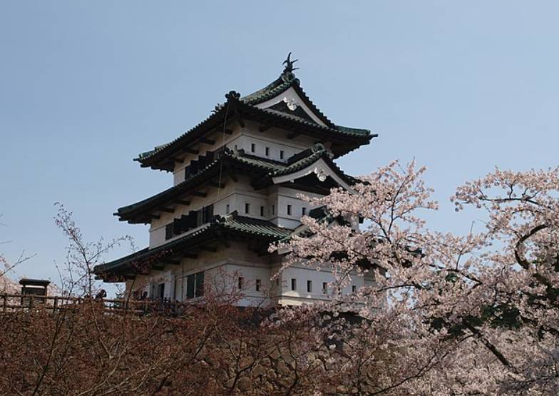 Kastil Hirosaki (commons.wikimedia.org/Kaz Ish)