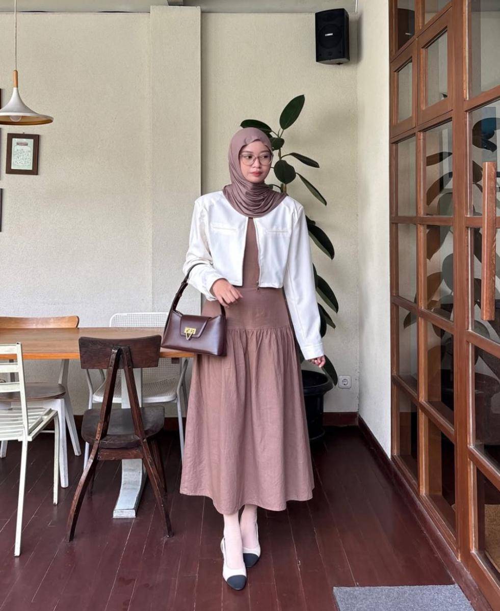 OOTD ala Lutvy Putri (instagram.com/lutvy_putry)