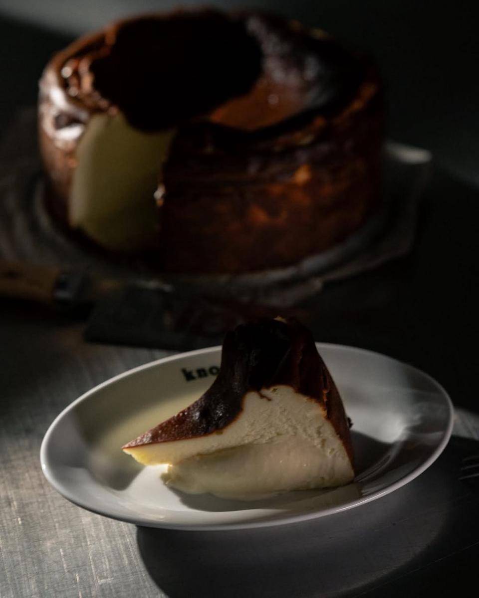 Knots Cheesecake Original Basque slice (instagram.com/knothingnew)