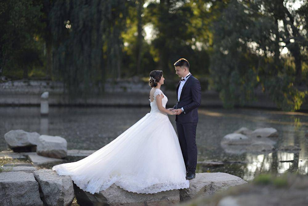 ilustrasi pre-wedding (freepik.com/wirestock)
