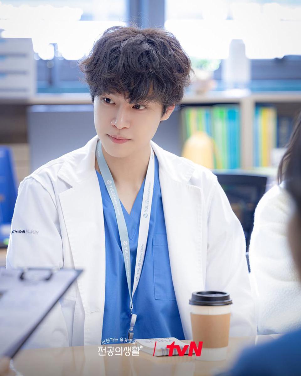 Um Jae Il di Resident Playbook (instagram.com/tvn_drama)