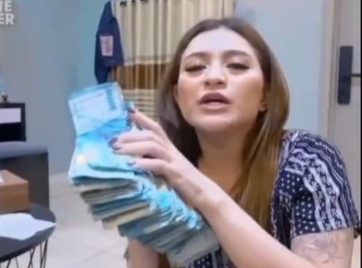 Bupati Sidrap Kecam Aksi Nathalie Holscher Disawer hingga "Mandi Uang"
