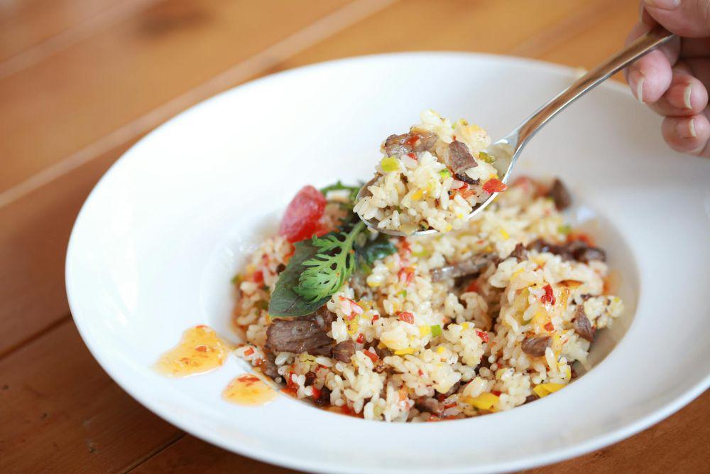 5 Tips Membuat Nasi Goreng Daging Asap ala Restoran, Wangi dan Gurih
